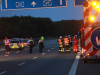 Mitarbeiter einer Baustellenabsicherungsfirma lebensgefährlich verletzt - Auto rast in Mitarbeiter